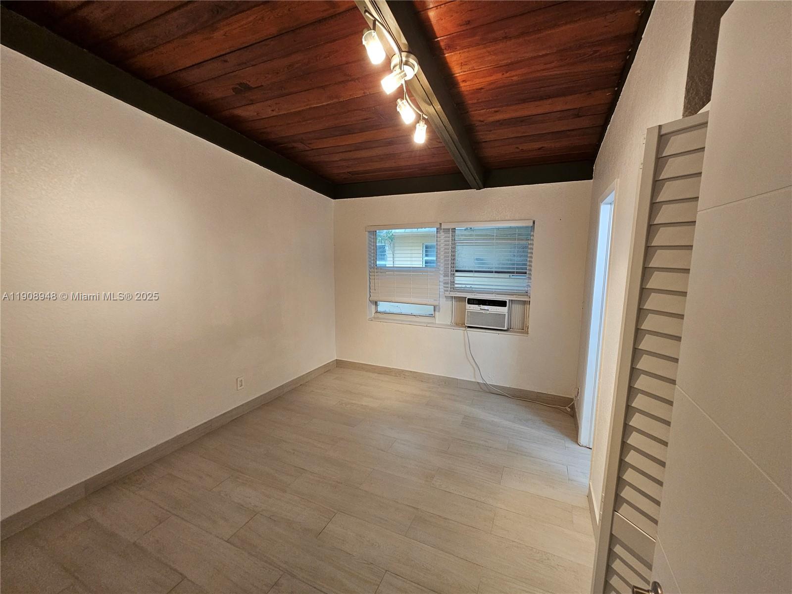 DANIA BEACH SUB - Residential Lease