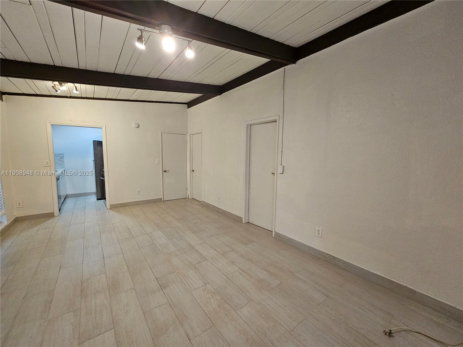 DANIA BEACH SUB - Residential Lease