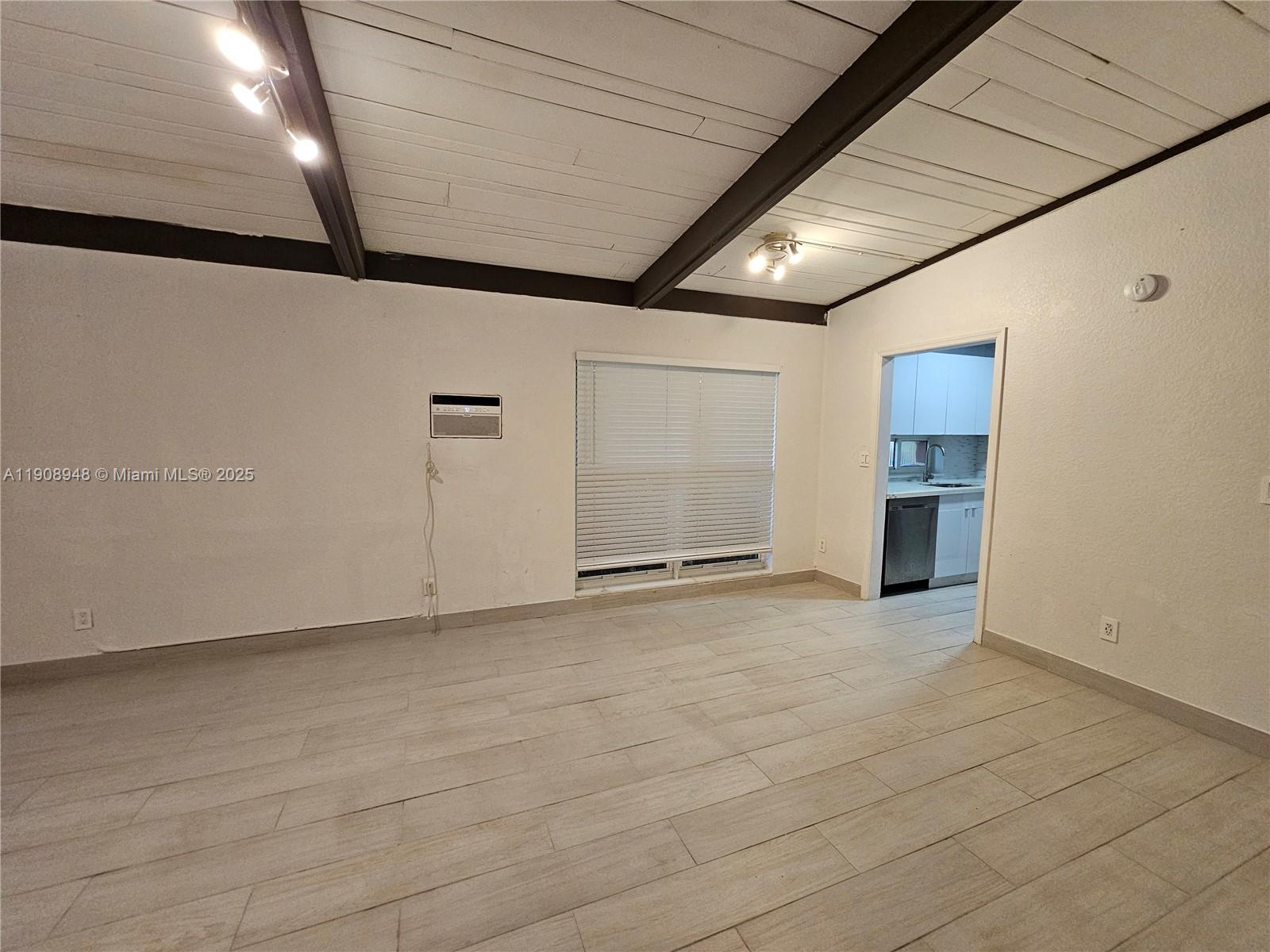 DANIA BEACH SUB - Residential Lease