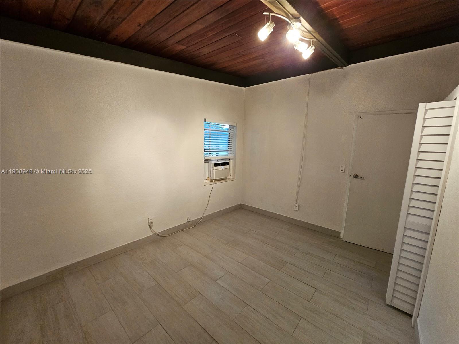 DANIA BEACH SUB - Residential Lease