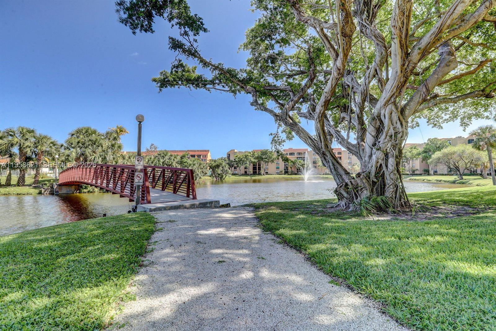 LAVERS DELRAY RACQUET CLU - Residential