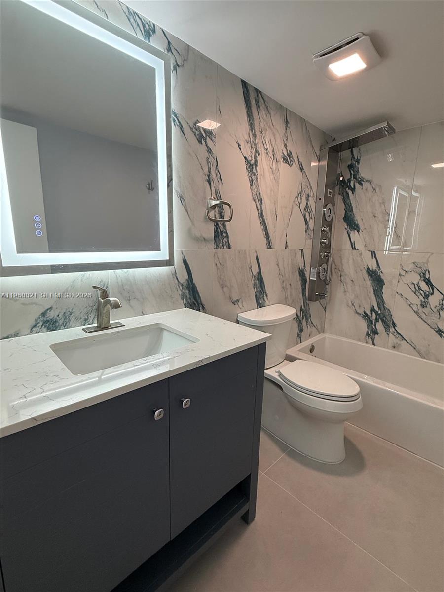 LAVERS DELRAY RACQUET CLU - Residential