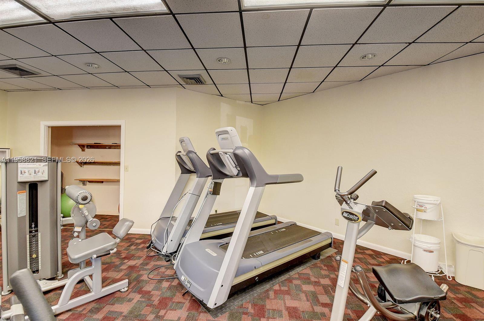 LAVERS DELRAY RACQUET CLU - Residential