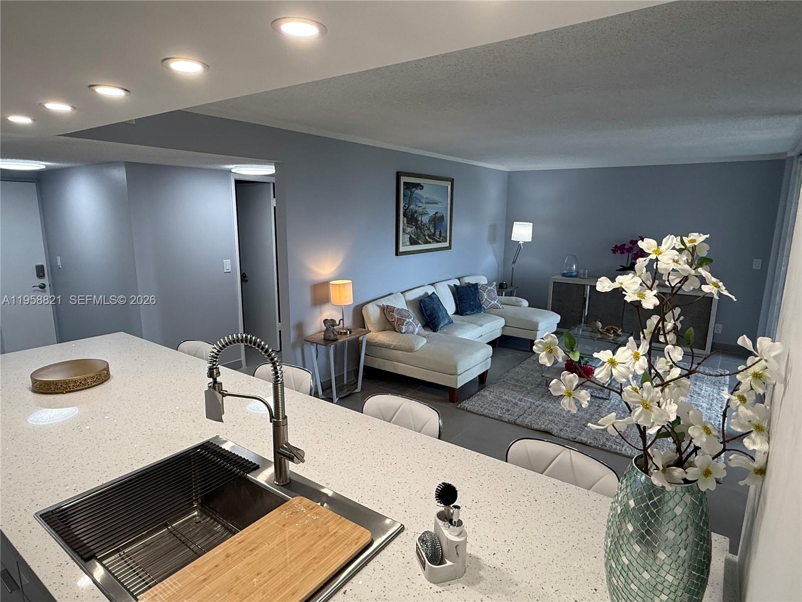 LAVERS DELRAY RACQUET CLU - Residential