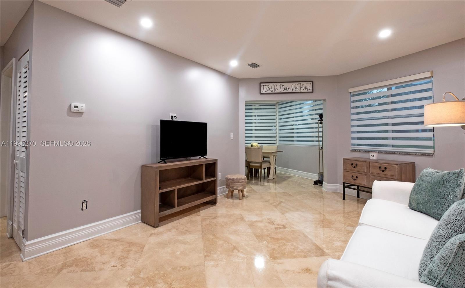 SKY LAKE GARDENS NO 2 CON - Residential Lease