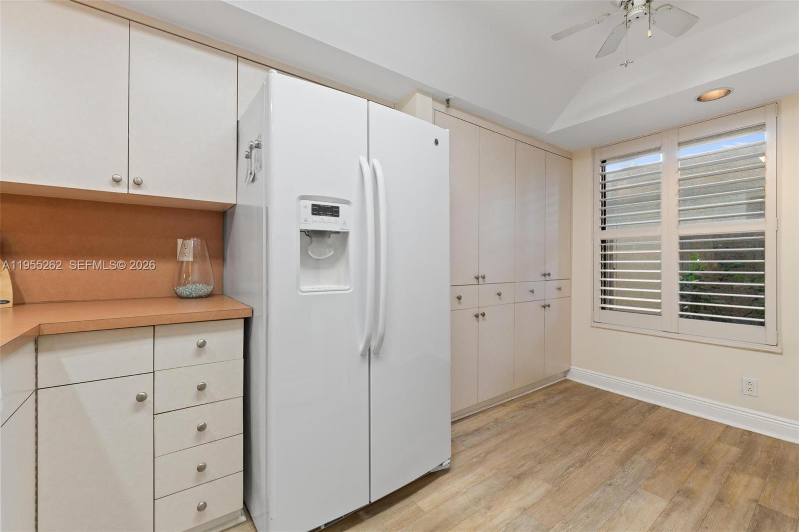 CLUB ROYALE CONDO - Residential