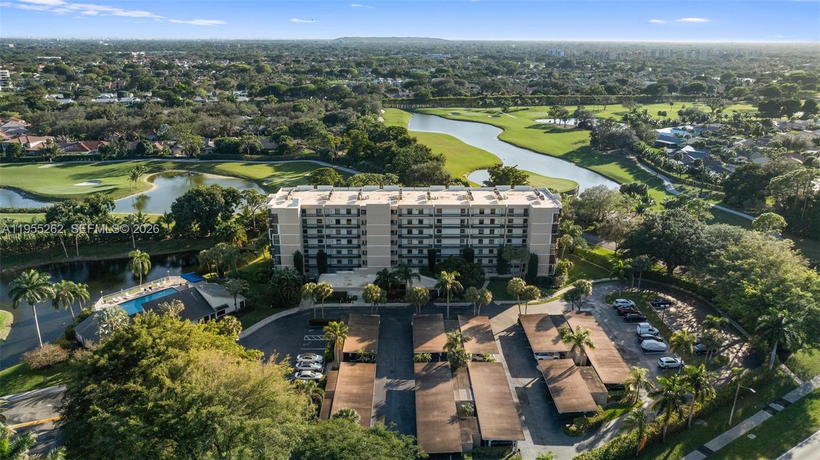 CLUB ROYALE CONDO - Residential