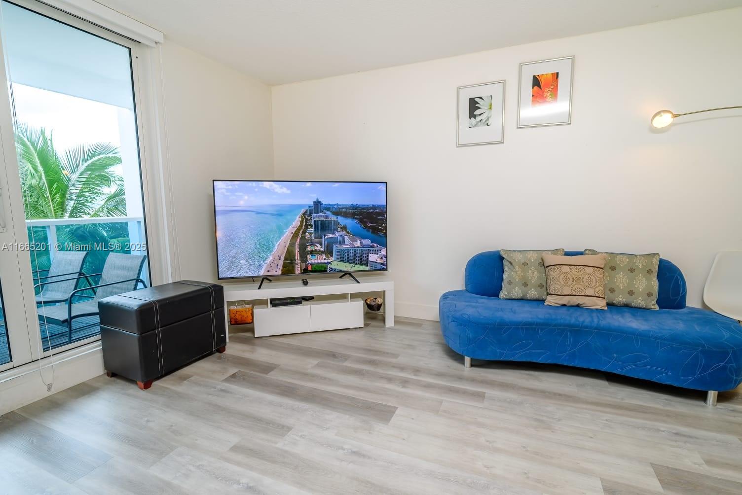 2301 COLLINS AV 429