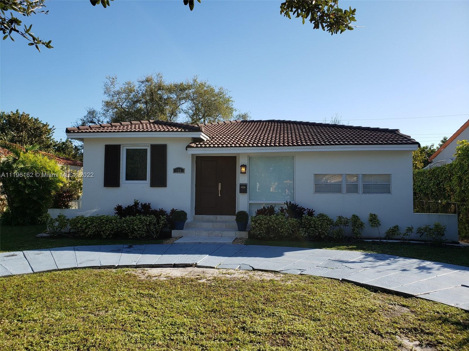 REV PL OF COUNTRY CLUB ES - Residential Lease