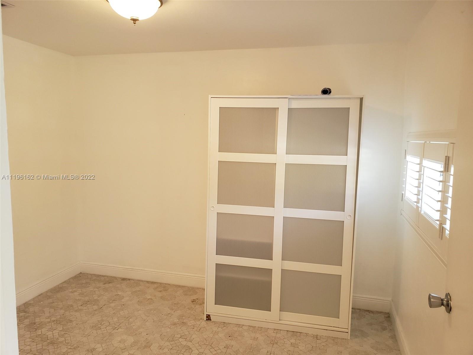 REV PL OF COUNTRY CLUB ES - Residential Lease