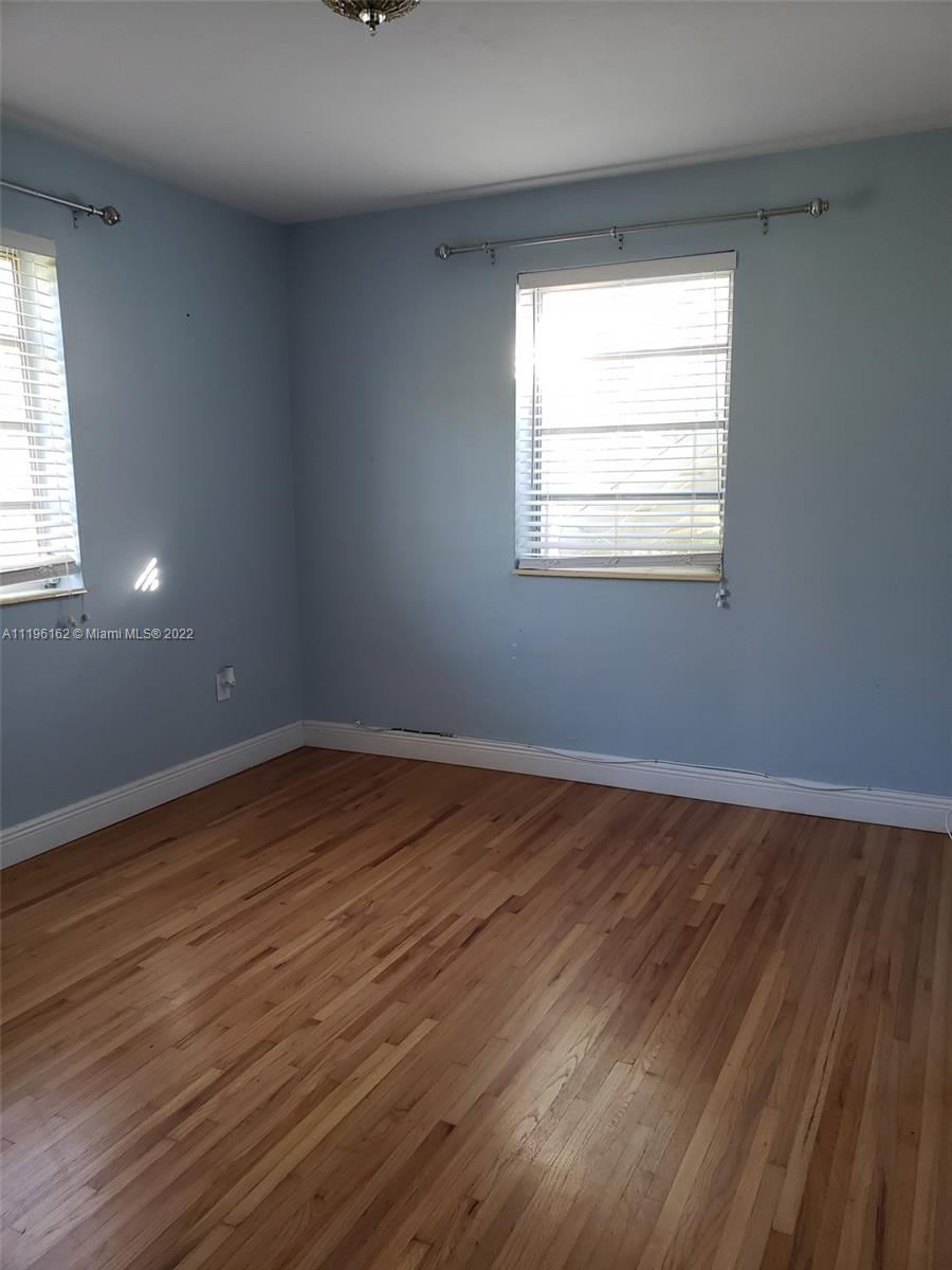 REV PL OF COUNTRY CLUB ES - Residential Lease