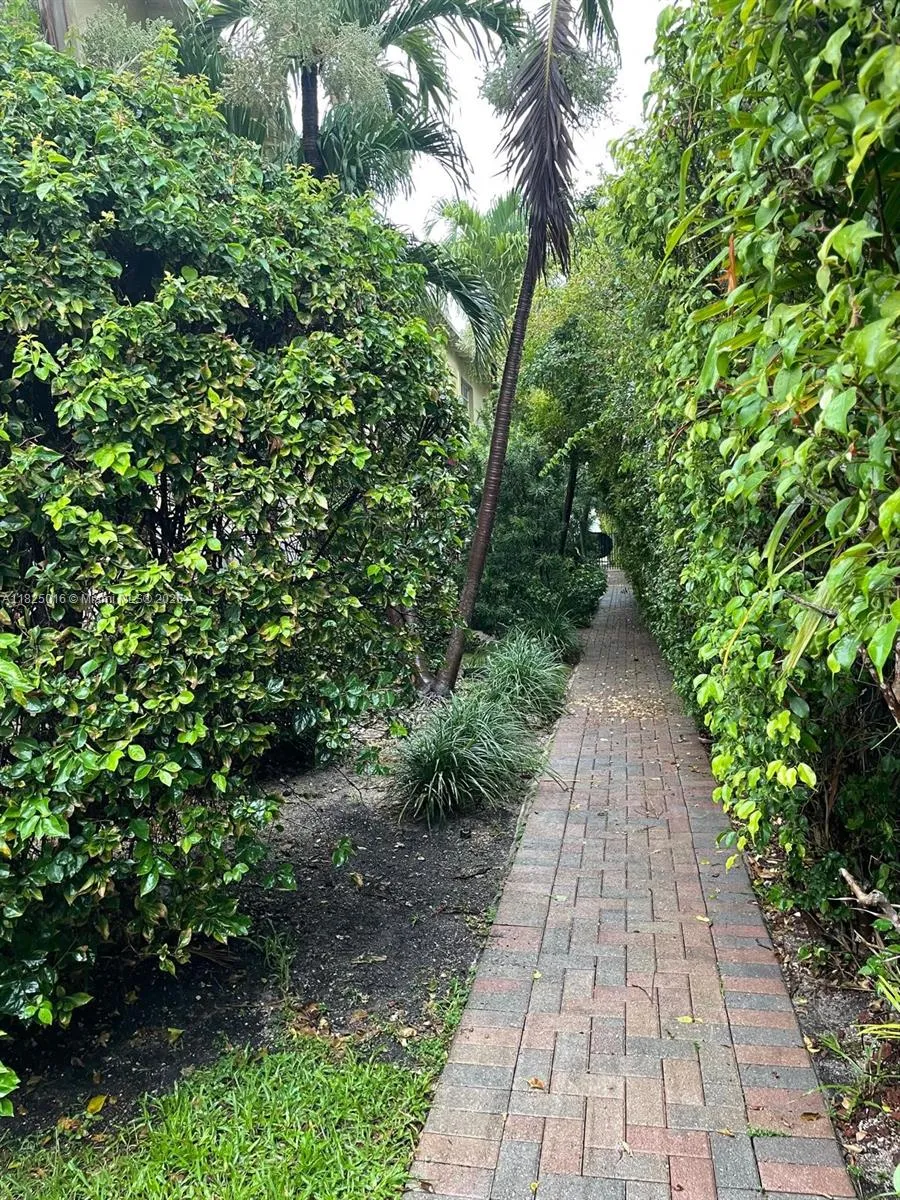 Miami Beach, Florida 33140, United States, ,1 BathroomBathrooms,Residential,Active,158612