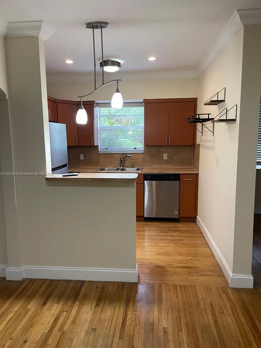 Miami Beach, Florida 33140, United States, ,1 BathroomBathrooms,Residential,Active,158612