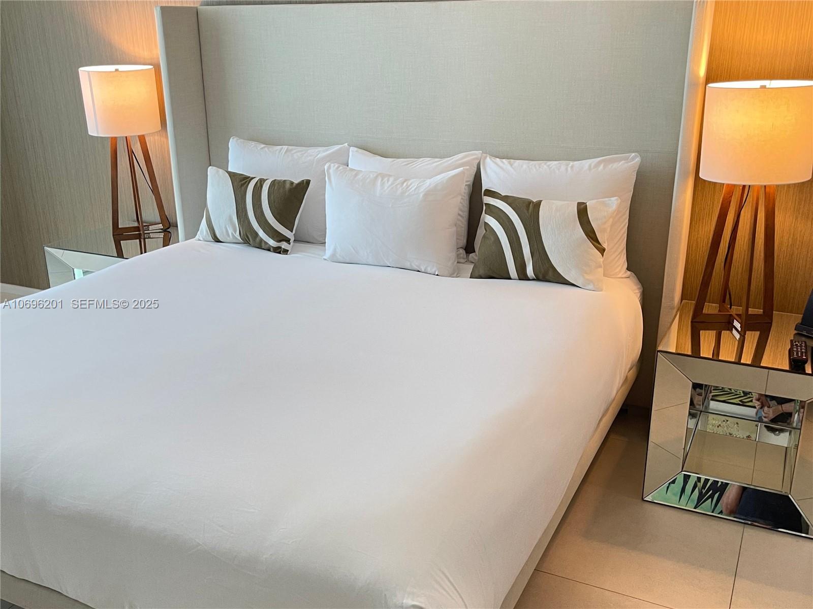 4111 S OCEAN DR 1107