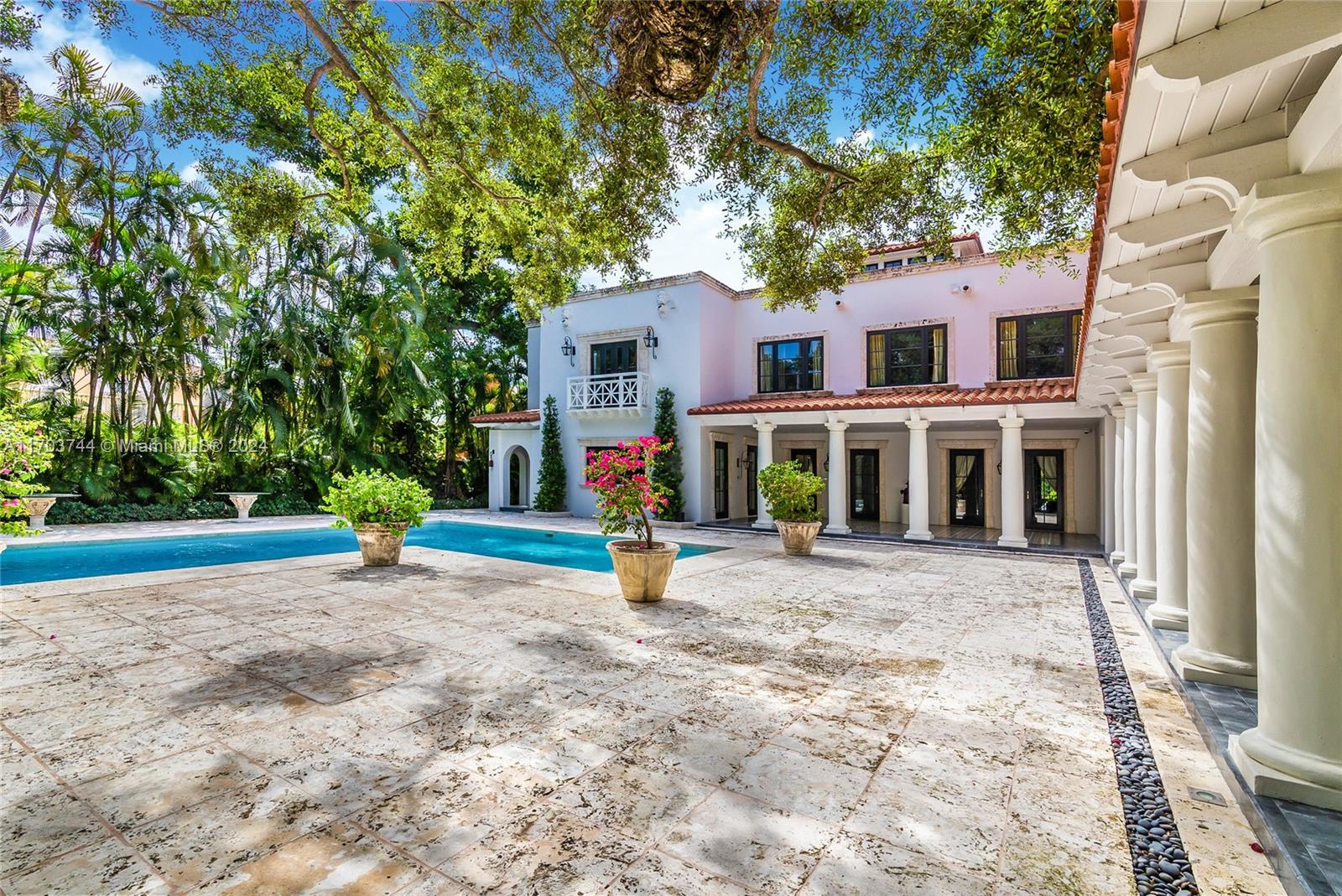 JOHN T PEACOCK EST - Residential