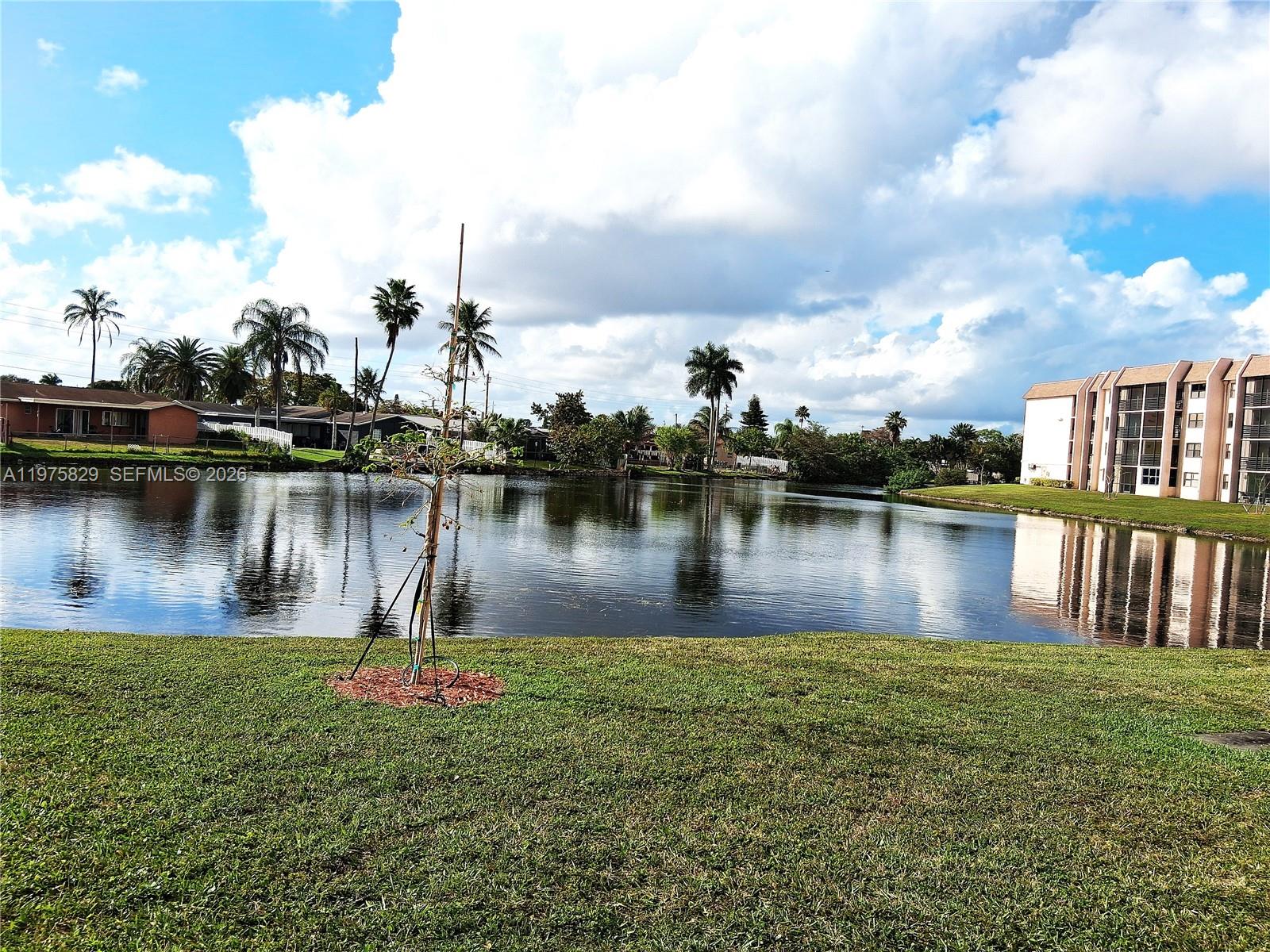 SUNRISE LAKES 213 CONDO - Residential