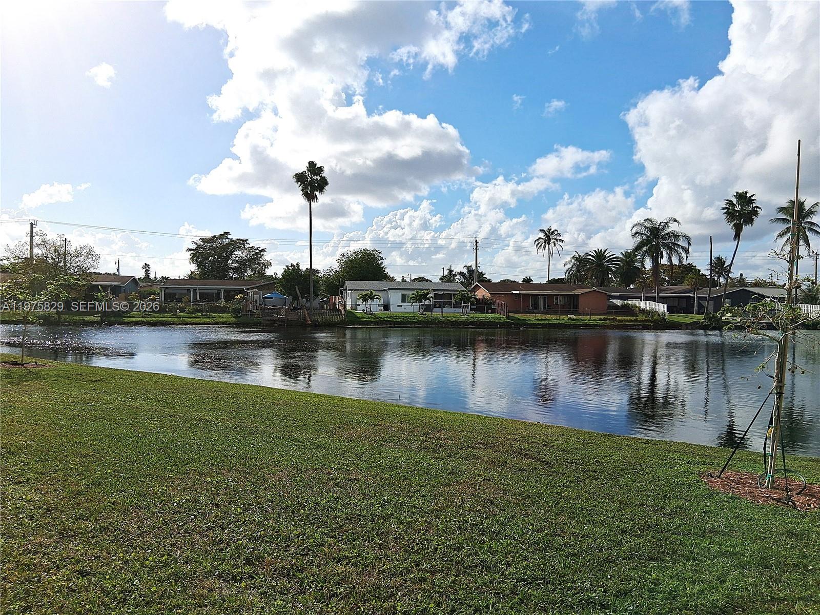 SUNRISE LAKES 213 CONDO - Residential