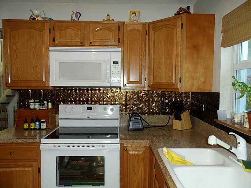 DEERWOOD PART IV - Residential Lease