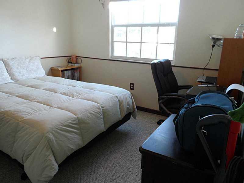 DEERWOOD PART IV - Residential Lease