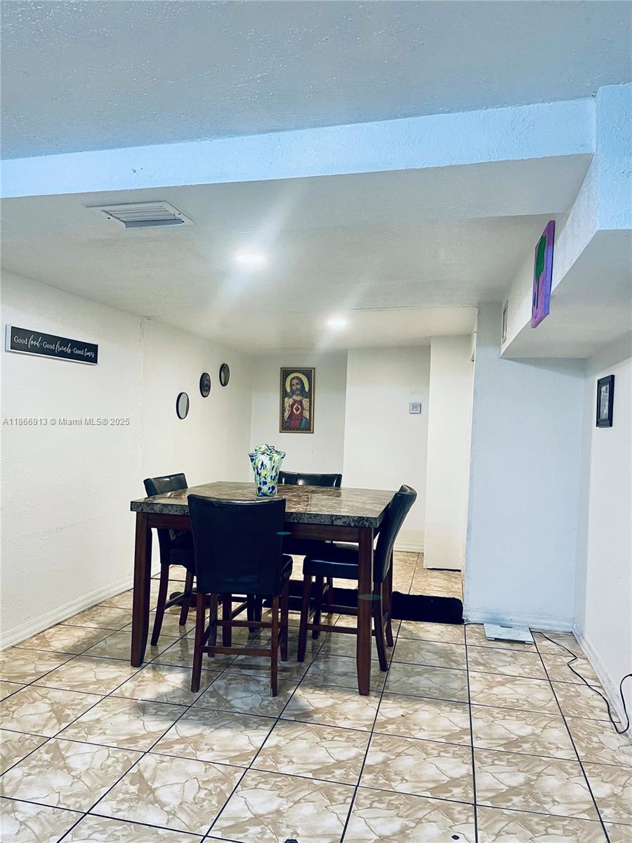 Tropics Amd - Residential