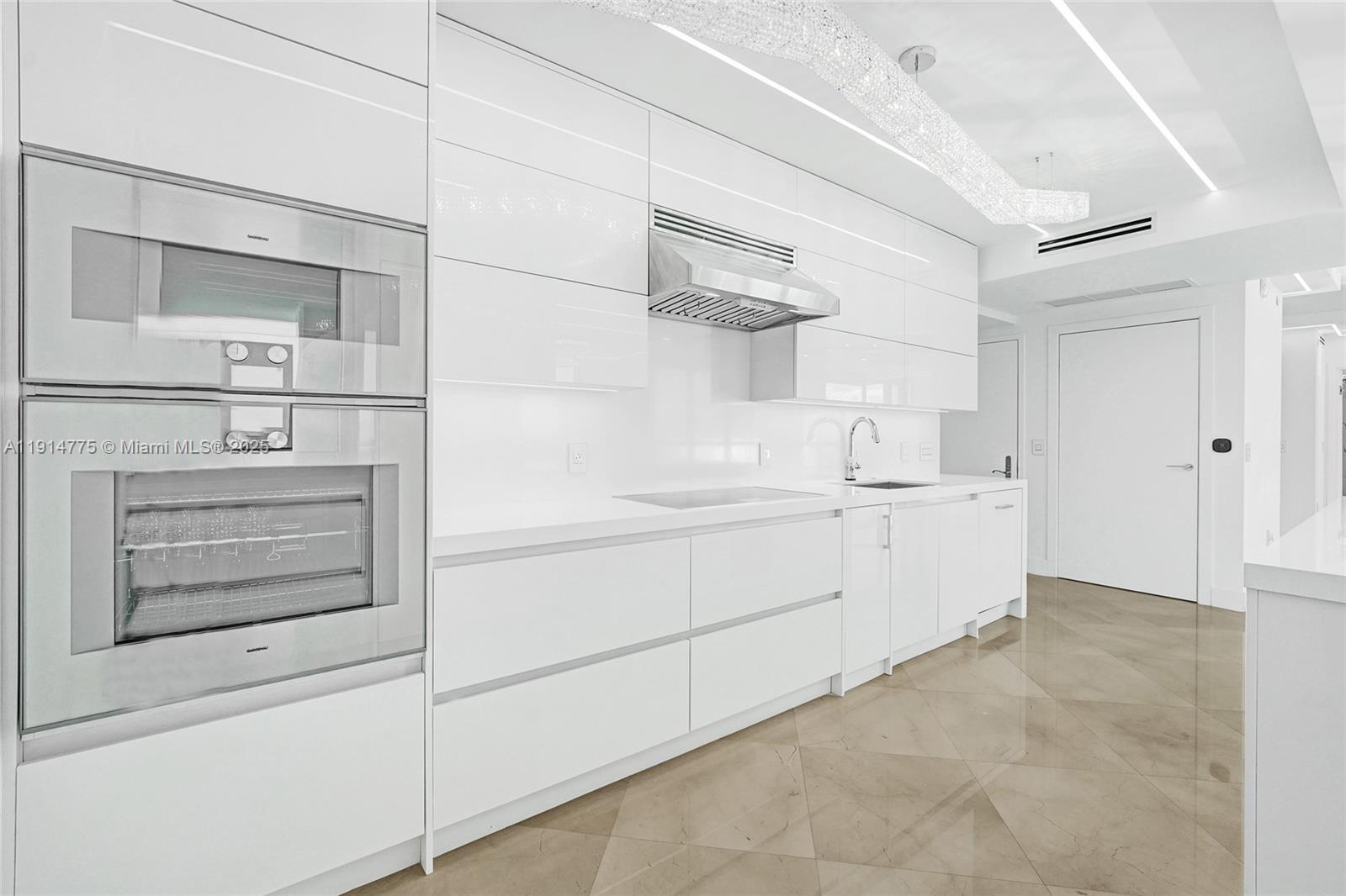 LAS OLAS BEACH CLUB CONDO - Residential Lease