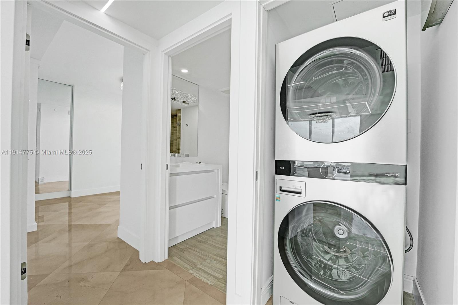 LAS OLAS BEACH CLUB CONDO - Residential Lease