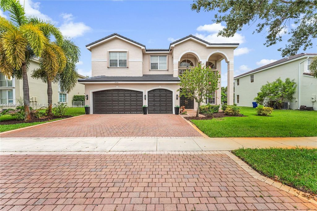 Photo of 19500 SW 39th Ct, Miramar, FL 33029 (MLS # A11940434)