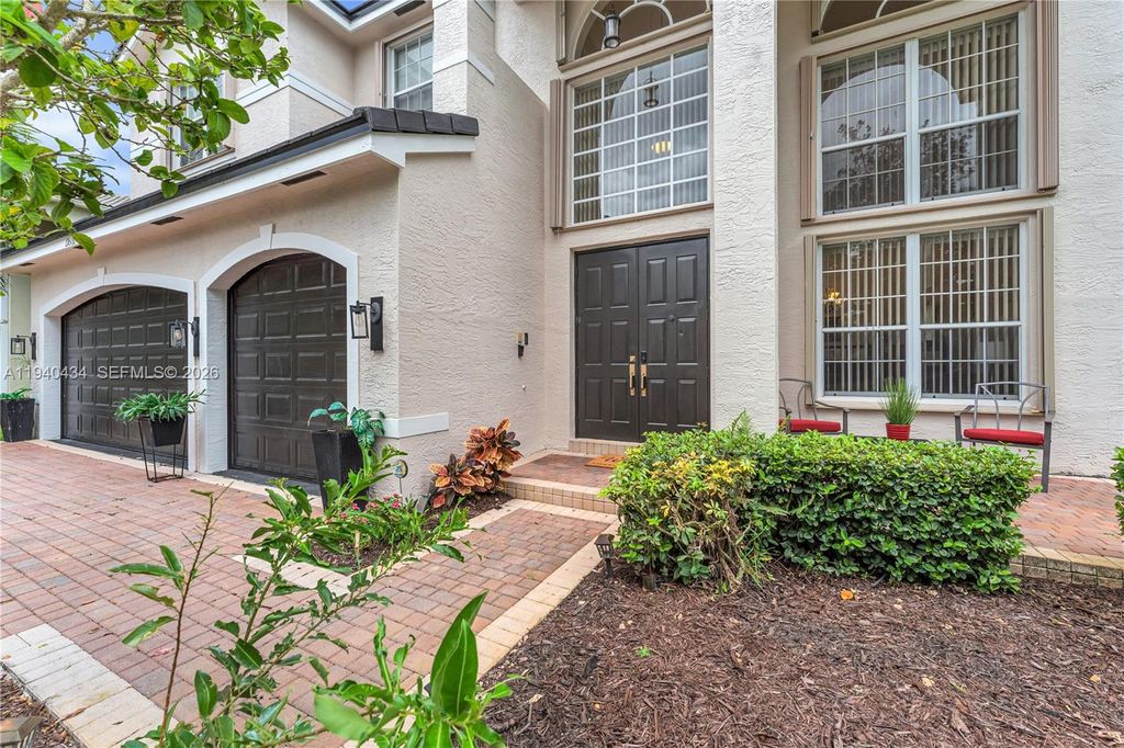Photo of 19500 SW 39th Ct, Miramar, FL 33029 (MLS # A11940434)