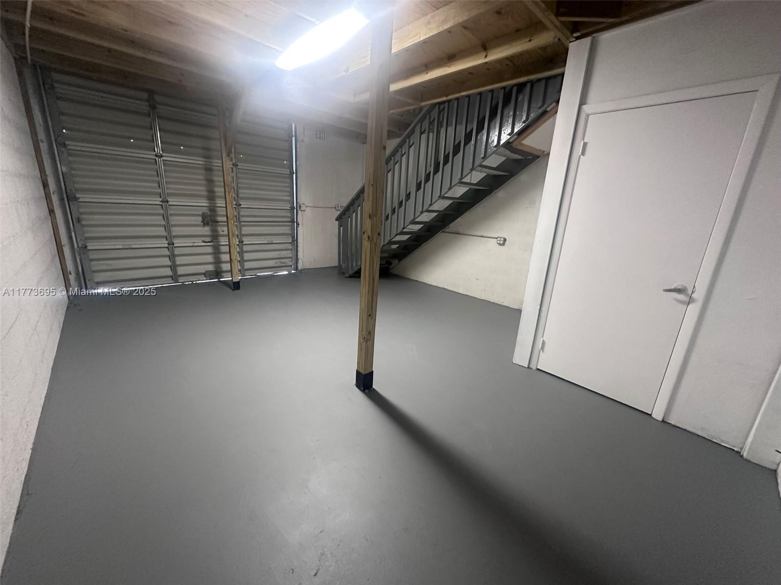 GREAT OPPORTUNITY FOR RENT. WAREHOUSE READY TO MOVE IN. CONSISTS OF A MAIN FLOOR PLUS MEZZANINE, 1 BATHROOM, AND ROLLUP DOOR. GOOD AS SHOWROOM, OFFICE WITH STORAGE ETC.