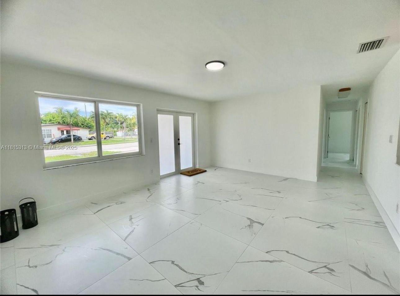 WESTWOOD LAKE 8TH ADDN - Residential