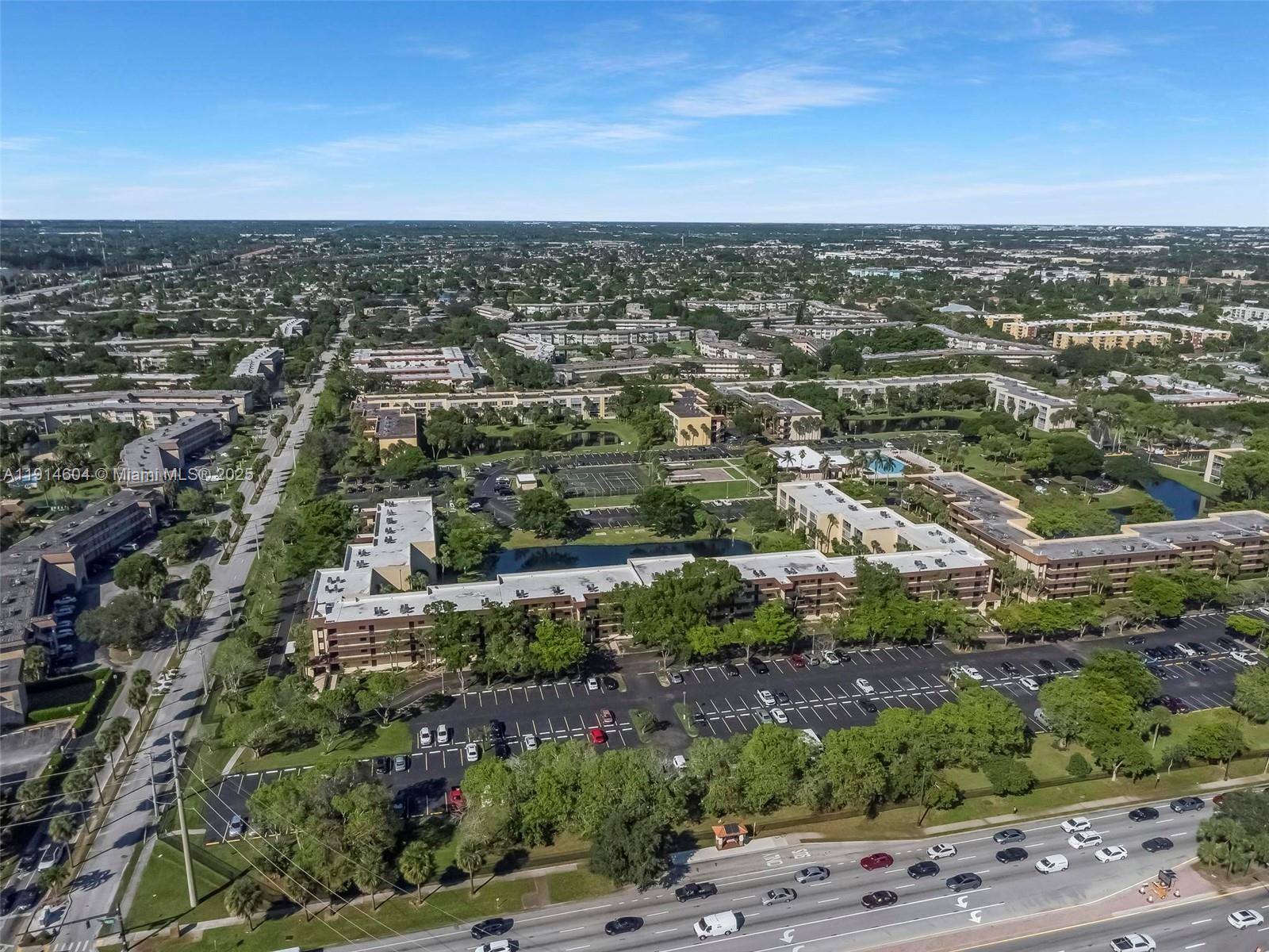 CYPRESS CHASE NORTH NO 3 - Residential