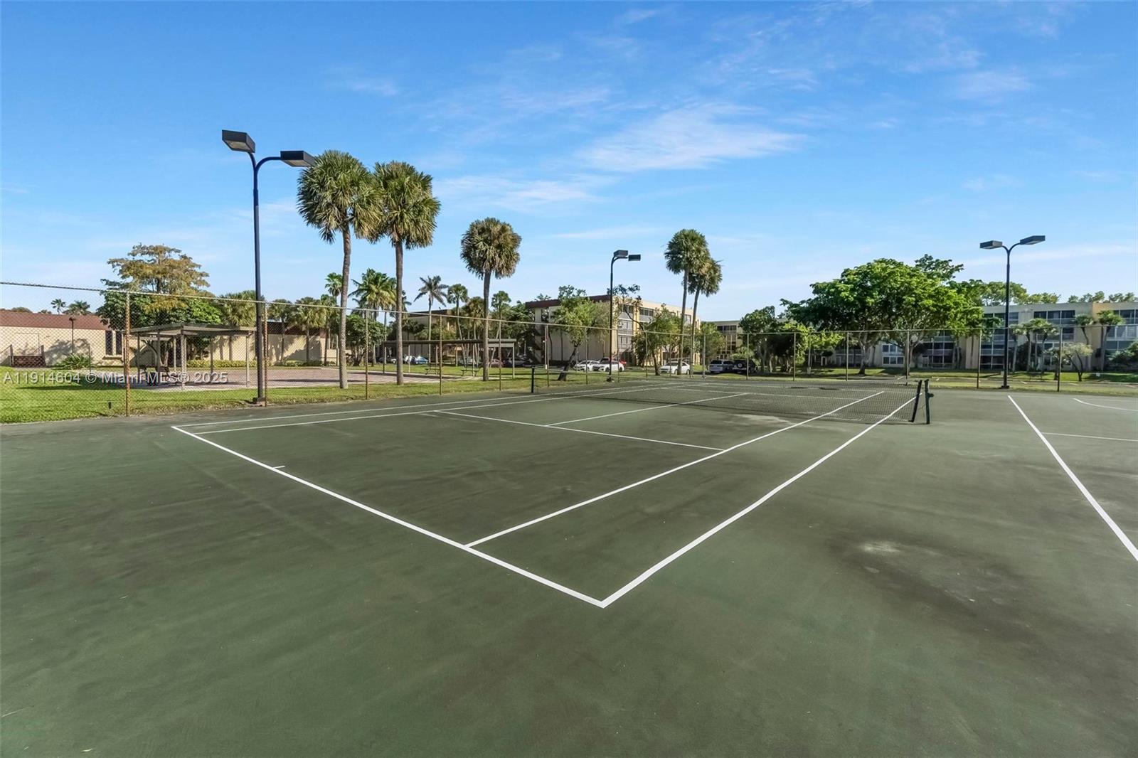 CYPRESS CHASE NORTH NO 3 - Residential