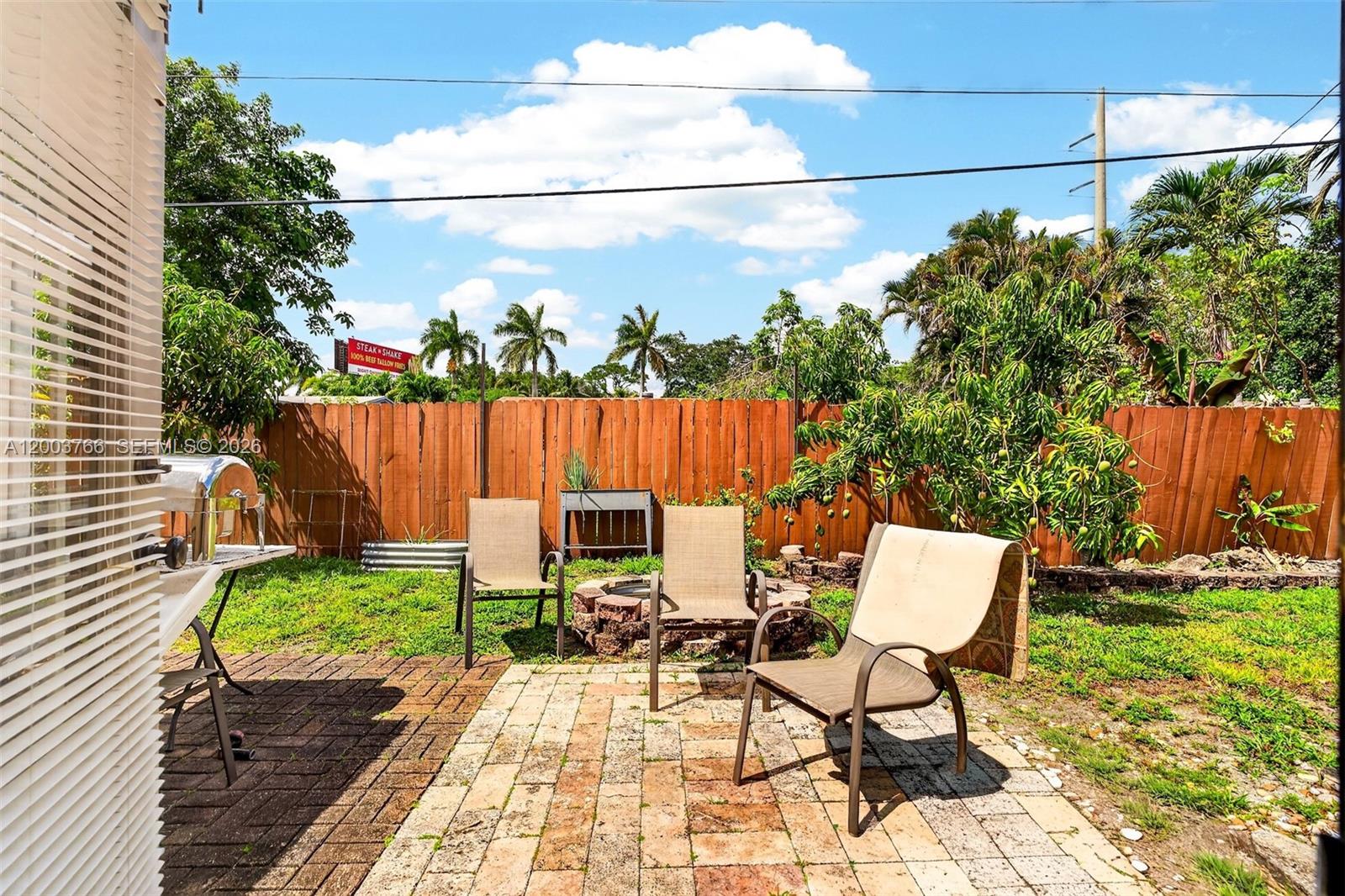 DRIFTWOOD PLAZA - Residential