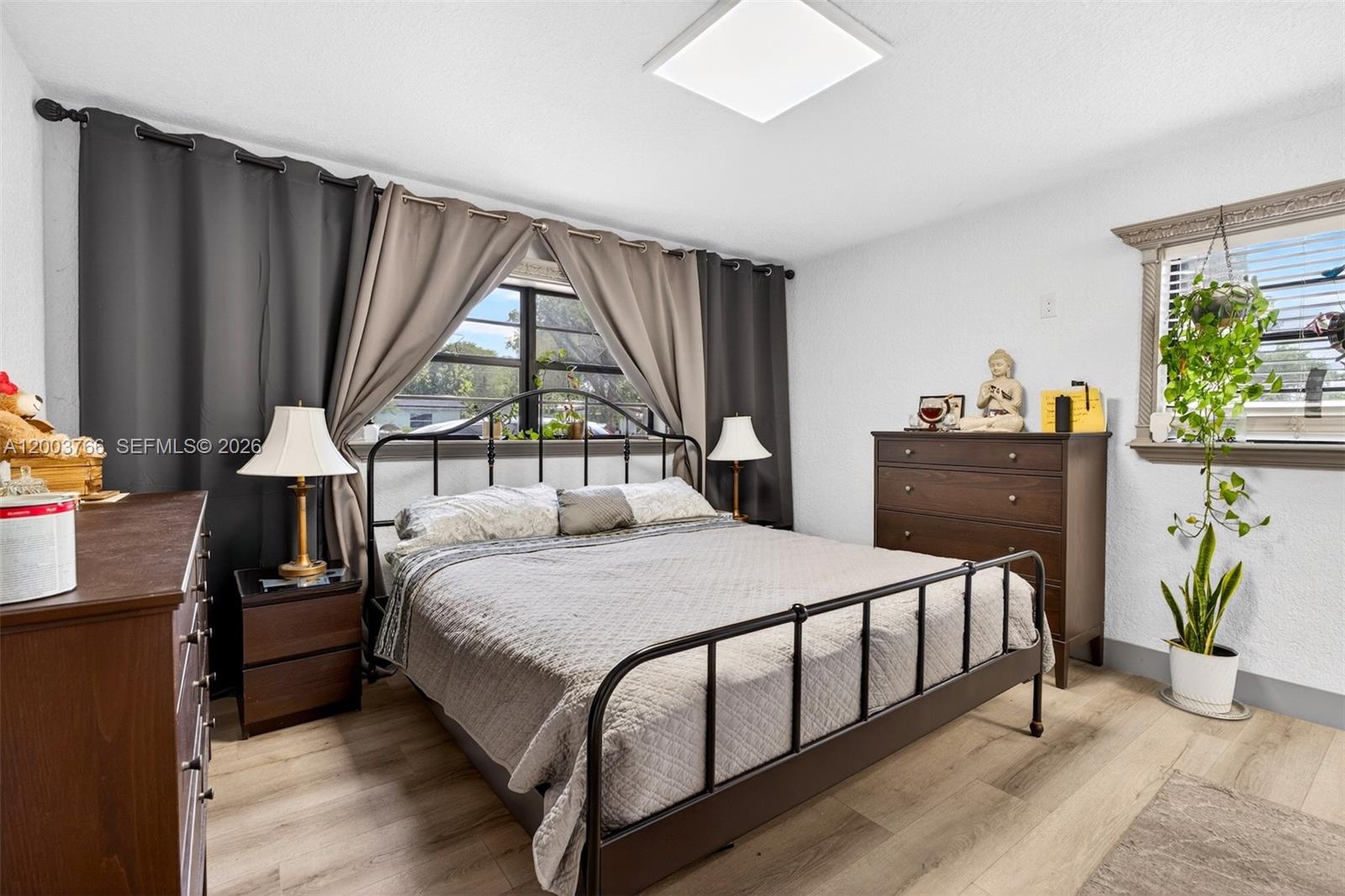 DRIFTWOOD PLAZA - Residential