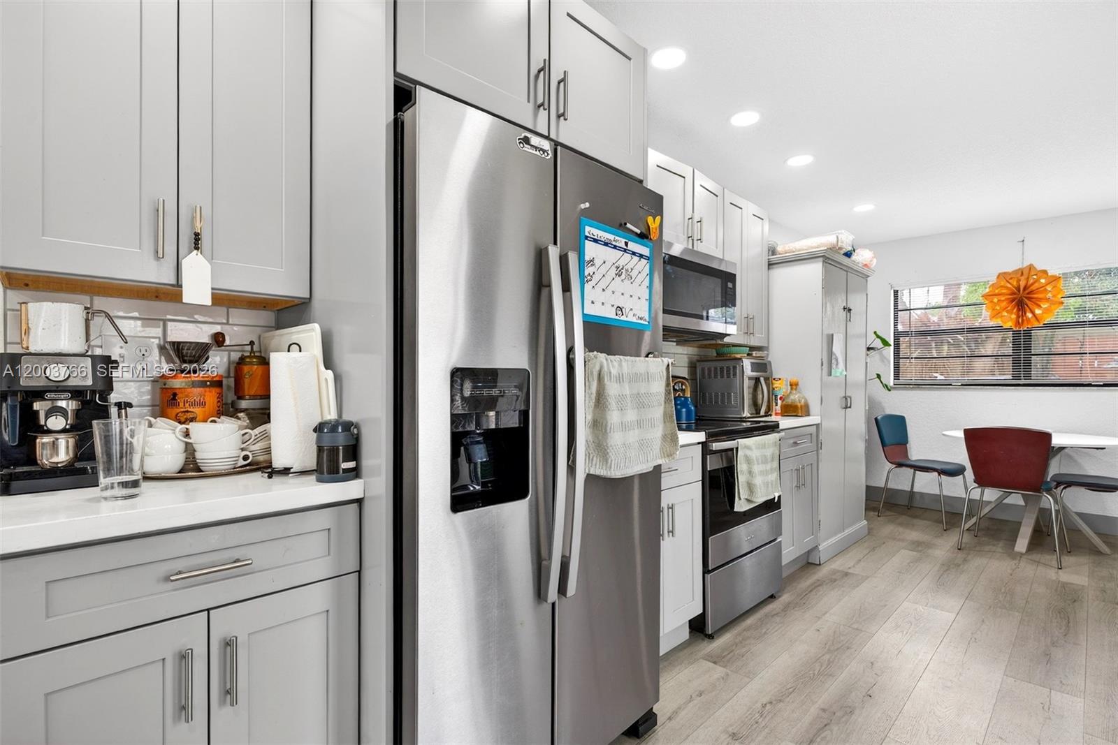 DRIFTWOOD PLAZA - Residential