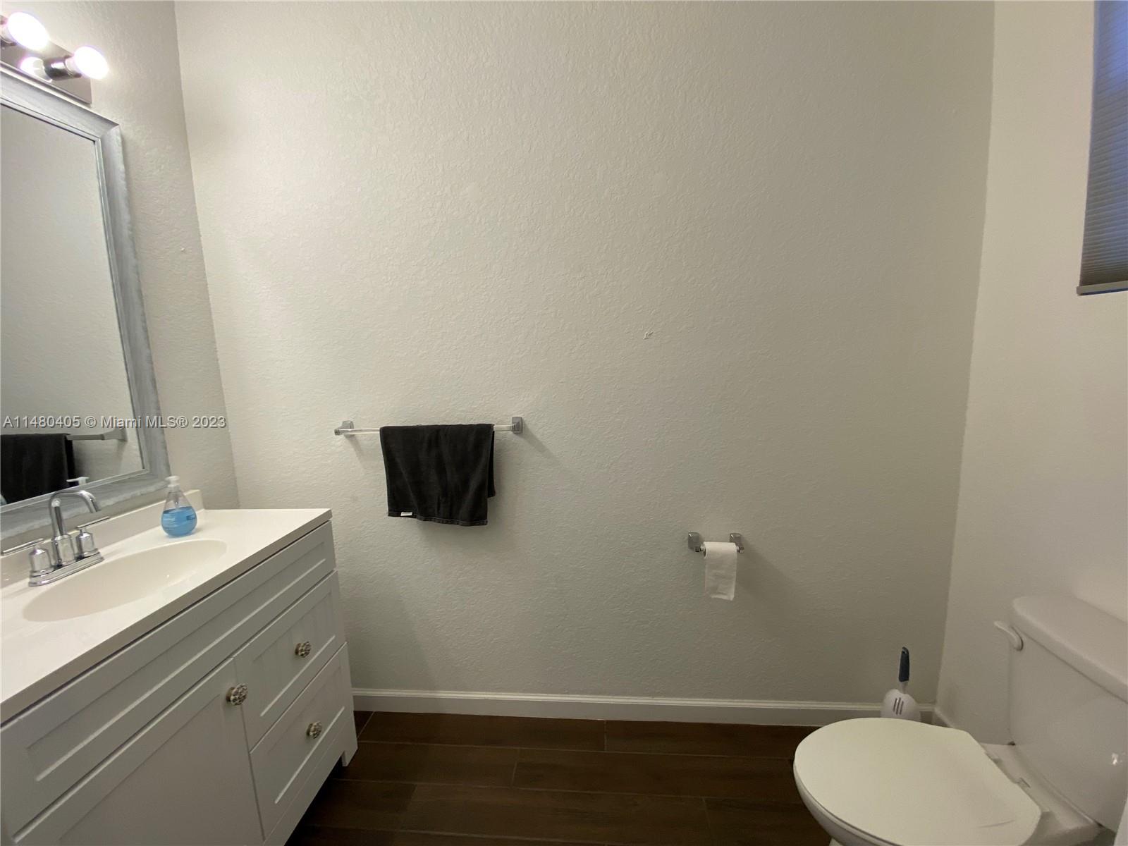 KEYS GARDEN - Residential Lease