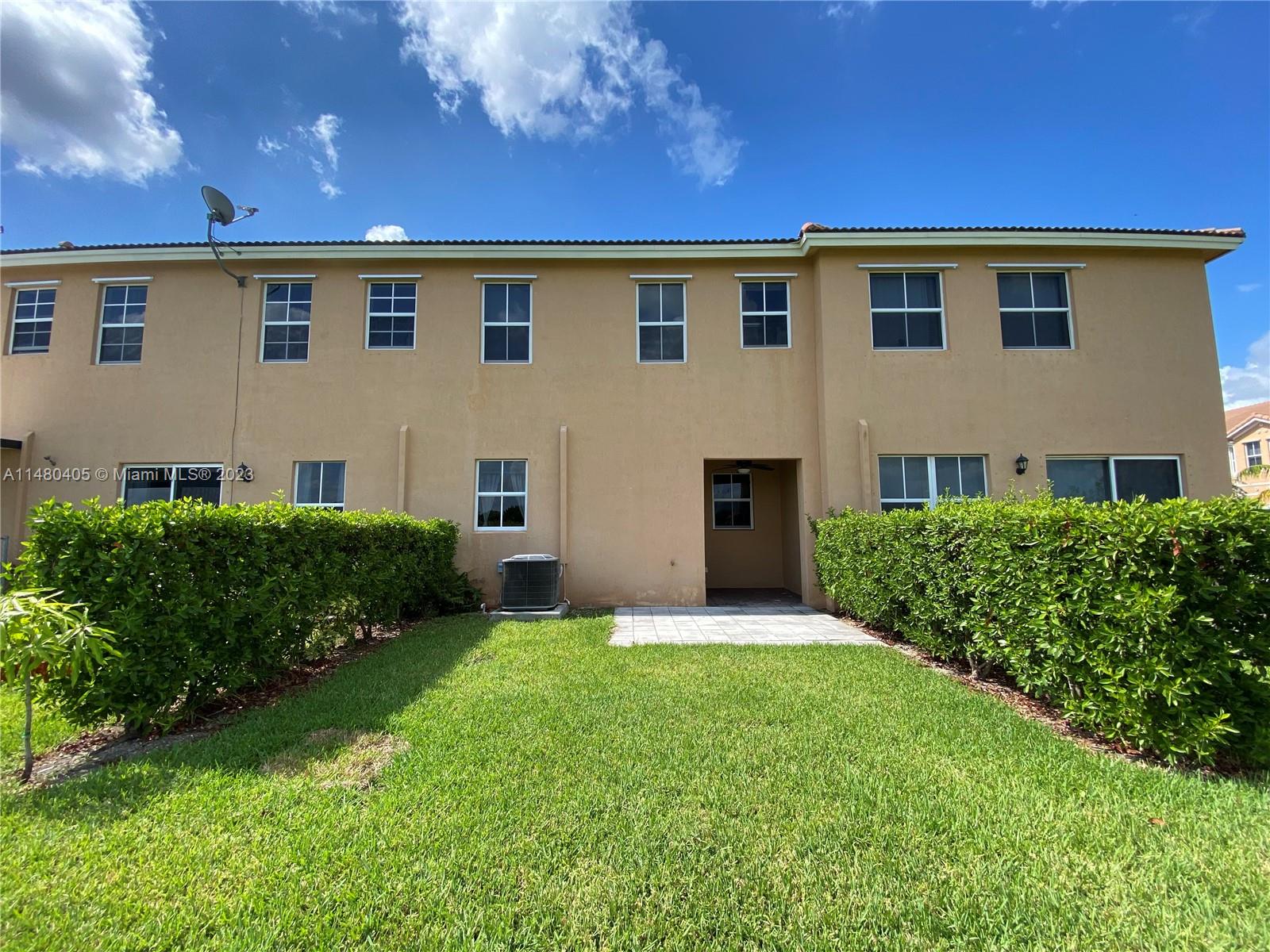 KEYS GARDEN - Residential Lease