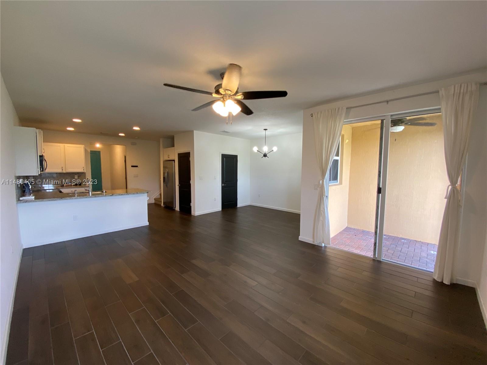 KEYS GARDEN - Residential Lease