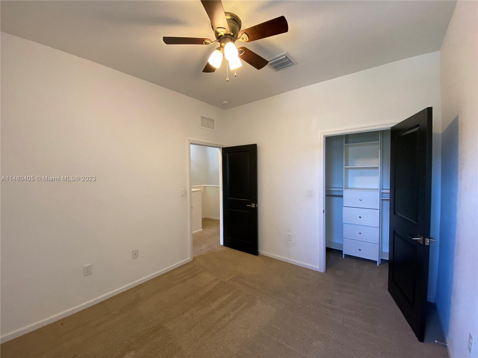 KEYS GARDEN - Residential Lease