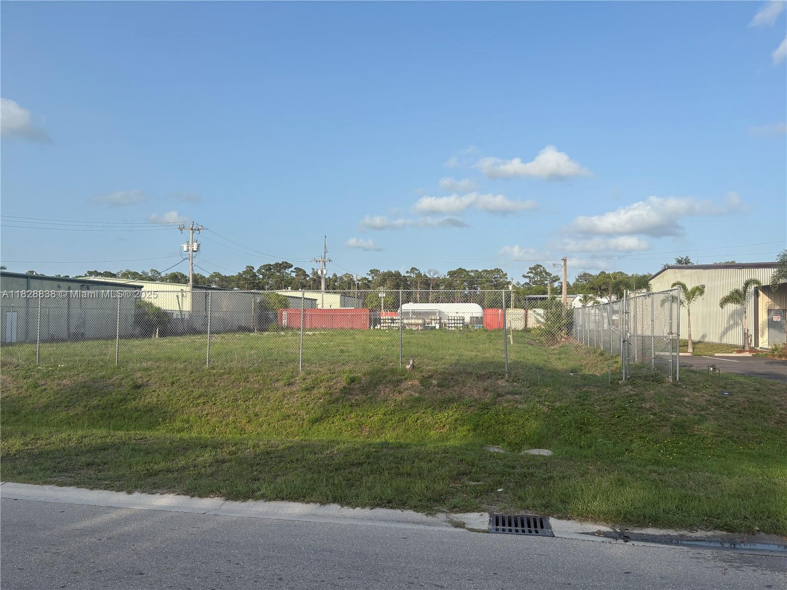 Cape Coral Lee County Indu - Land