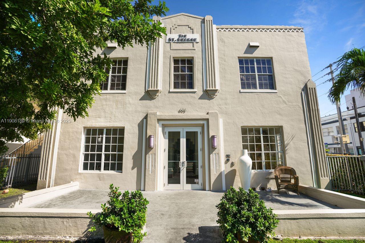 THE ST GEORGE CONDO - Residential Lease