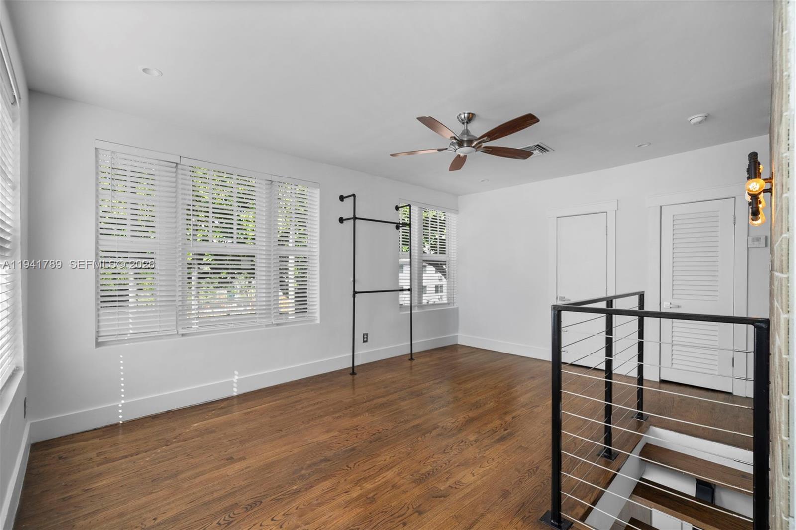 ALL CORNERS CONDO - Residential Lease