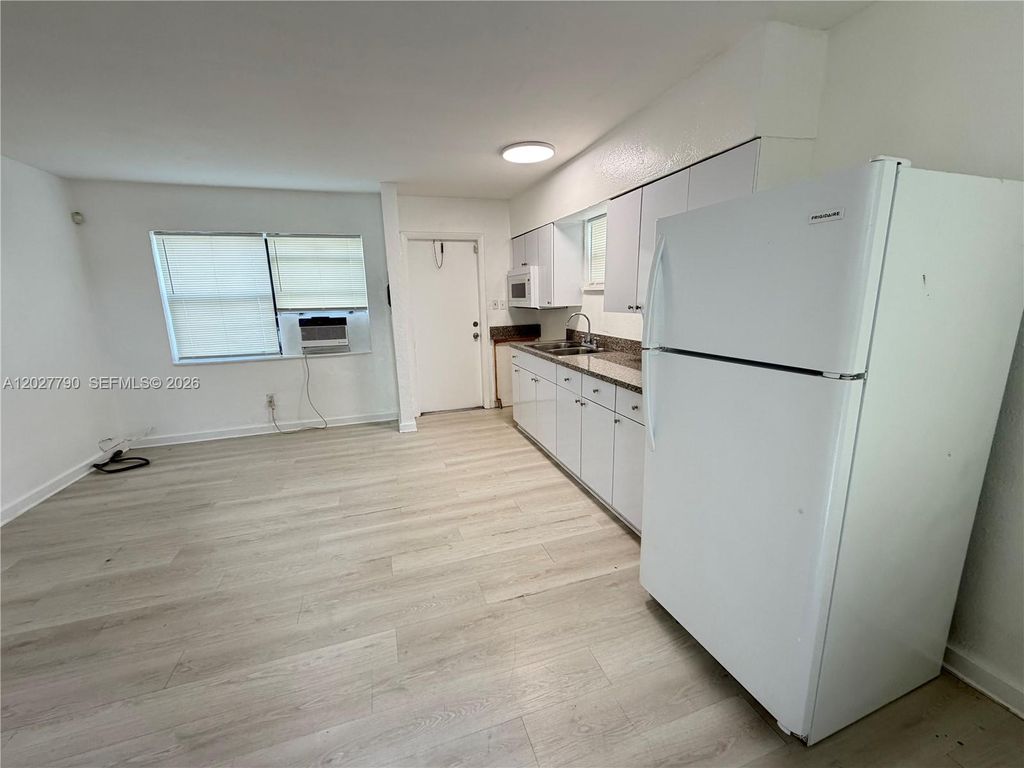 Photo of 2571 NW 13th Ct #C, Fort Lauderdale, FL 33311 (MLS # A12027790)