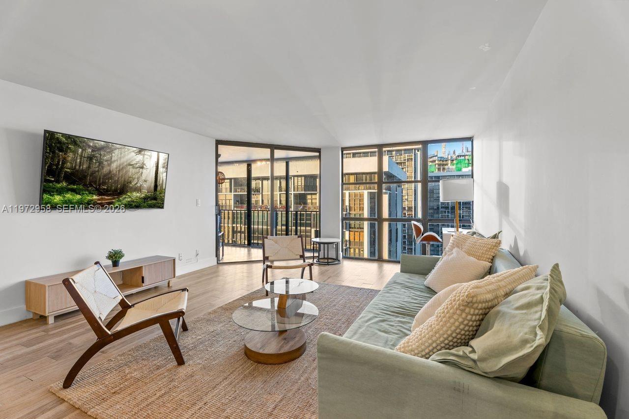 BRICKELL PLACE PHASE II C - Residential