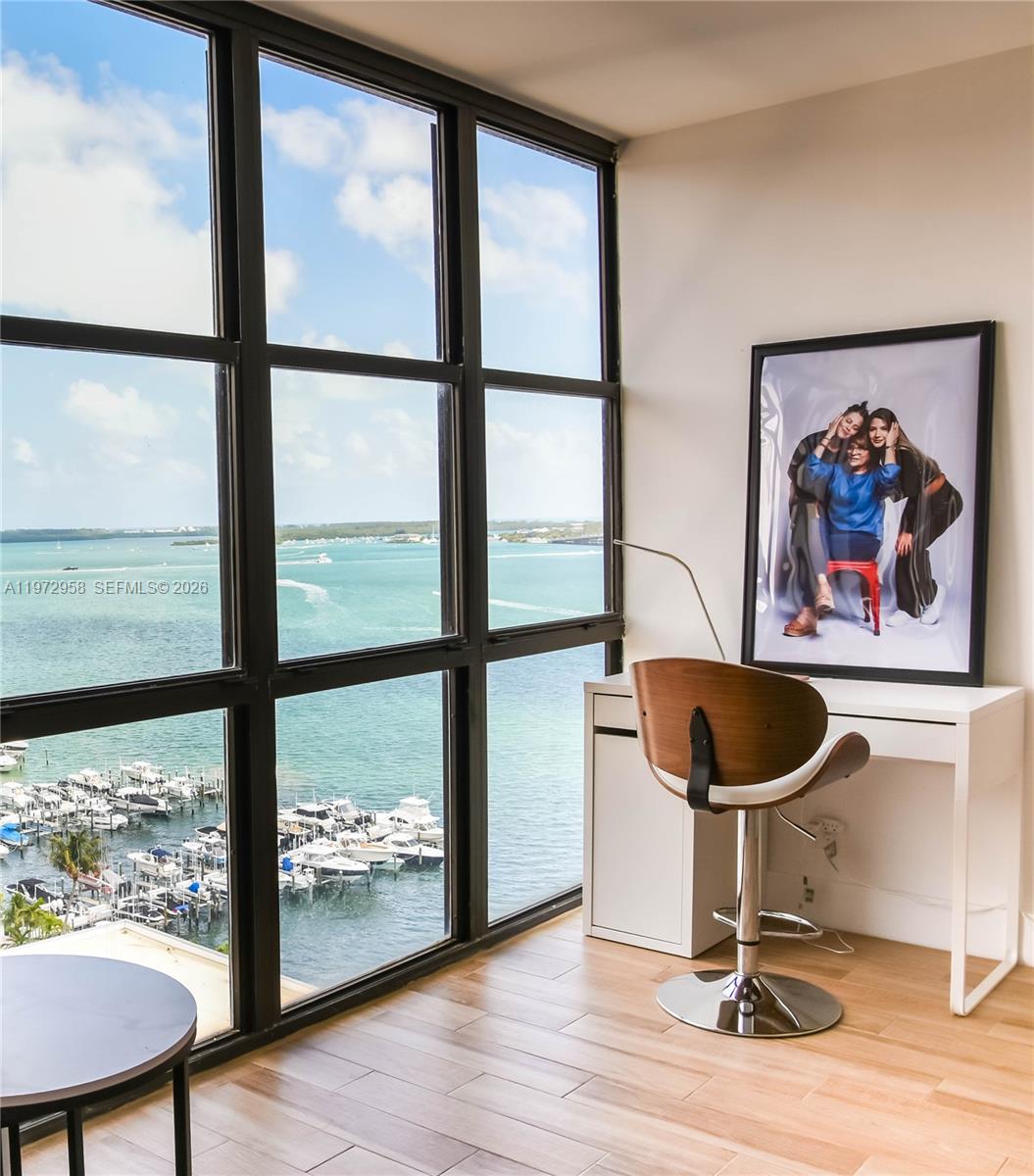 BRICKELL PLACE PHASE II C - Residential