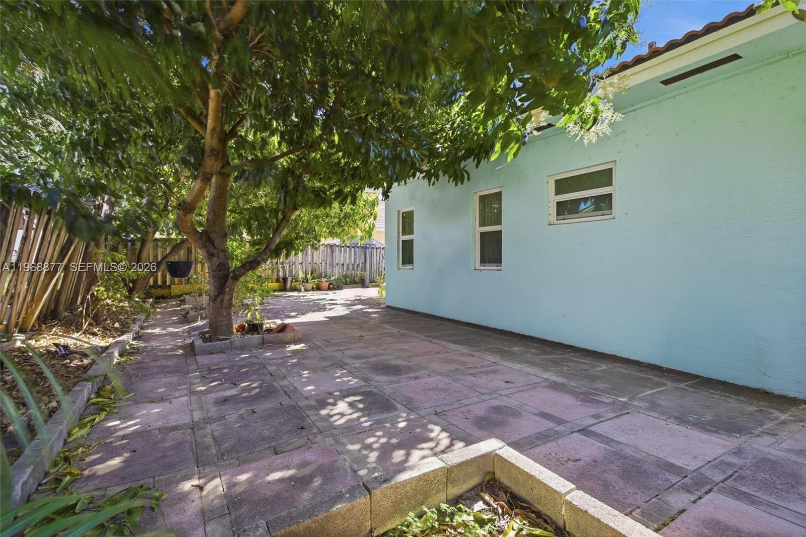 WEST LAKES GARDENS 1ST AD - Residential