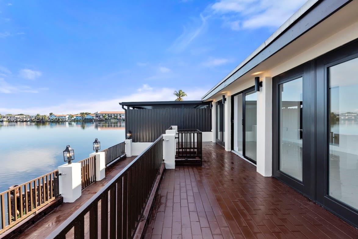 ALAMEDA BY THE LAKE - Residential