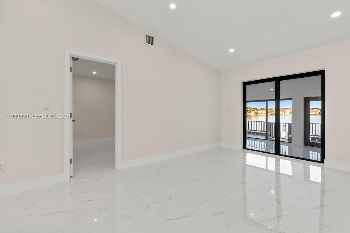 ALAMEDA BY THE LAKE - Residential