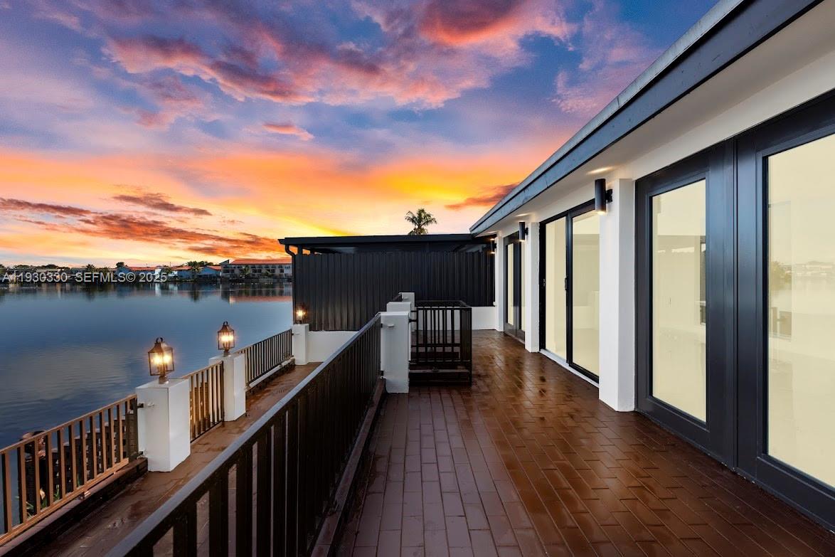 ALAMEDA BY THE LAKE - Residential