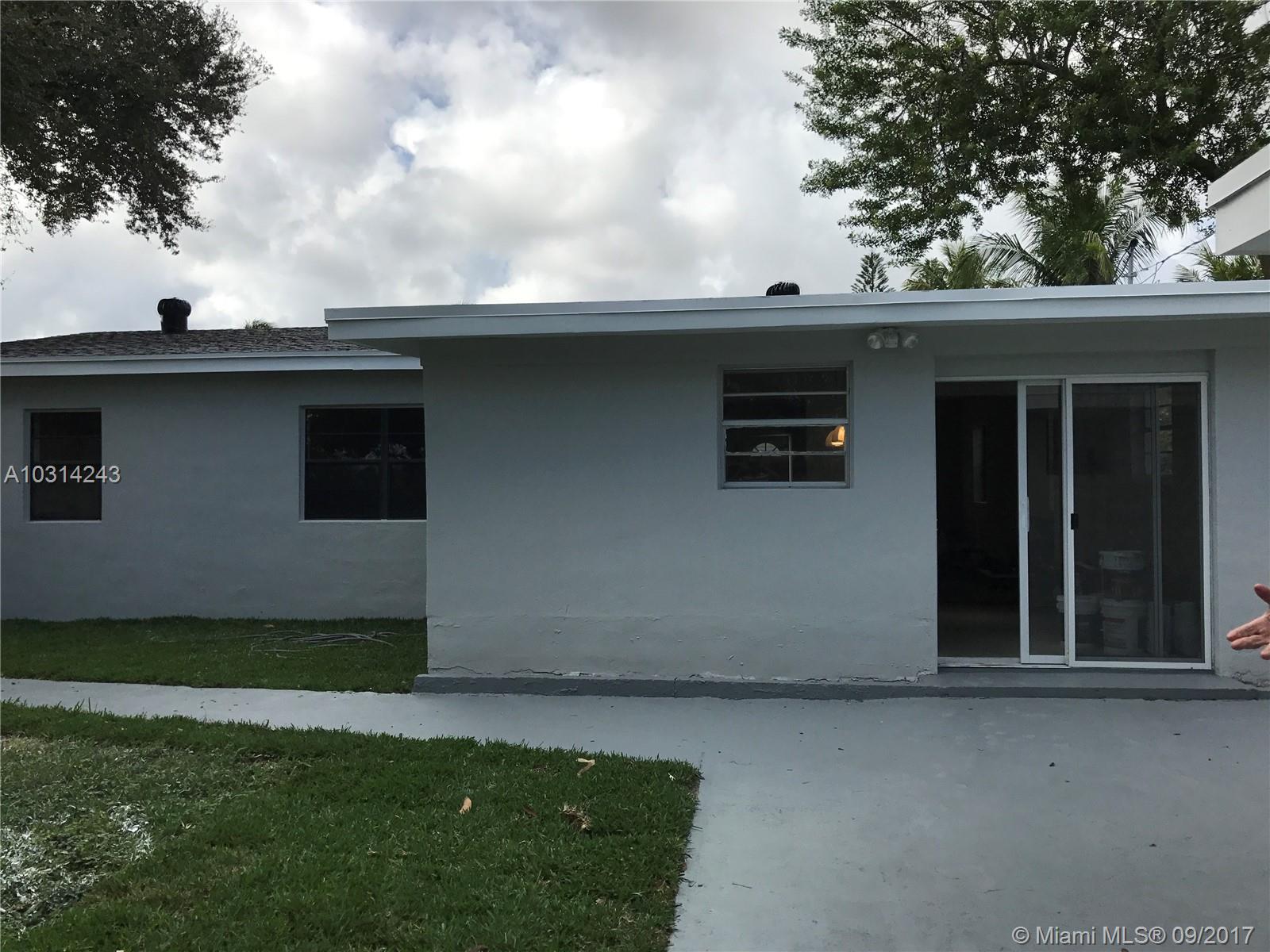 MYRA DELLS - Residential